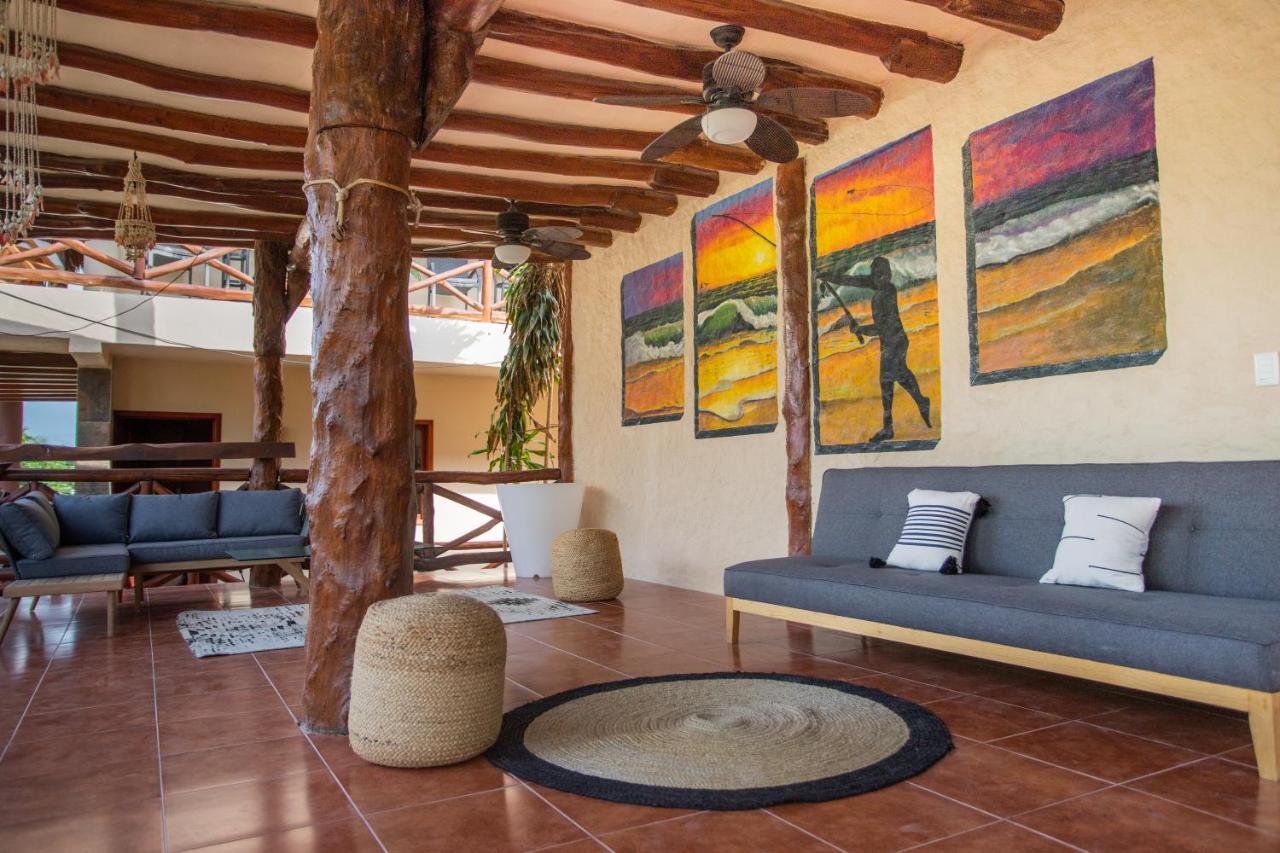Hotel Macondo